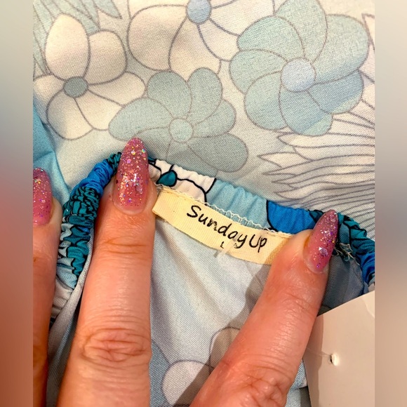 NWT Sunday Up Floral Dress With Back Tie Cutout - Picture 10 of 12